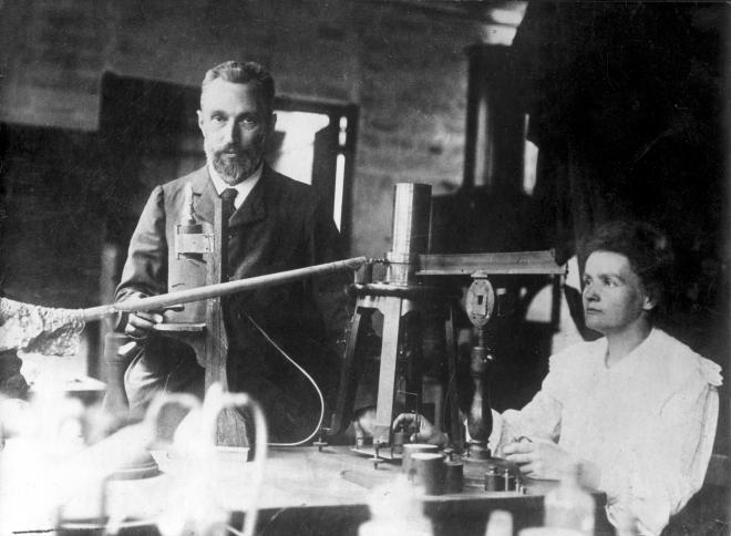 NEW POST: "Marie Curie.. Scientific Icon"
lettredeparis.com/2020/04/08/mar…
#MarieCurie #CurieInstitute #Science #WomenInScience  #NobelPrize #Radioactive #MarjaneSatrapi #RosamundPike