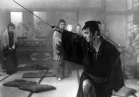 Un jour un sabre (un homme ou une femme)."Le Sabre du mal" réalisé par  #KihachiOkamoto en 1966, avec la légende encore vivante  #TatsuyaNakadai, mais qu'on lui décerne une Palme d'honneur (et même un Oscar) pour l'ensemble de sa carrière bordel!
