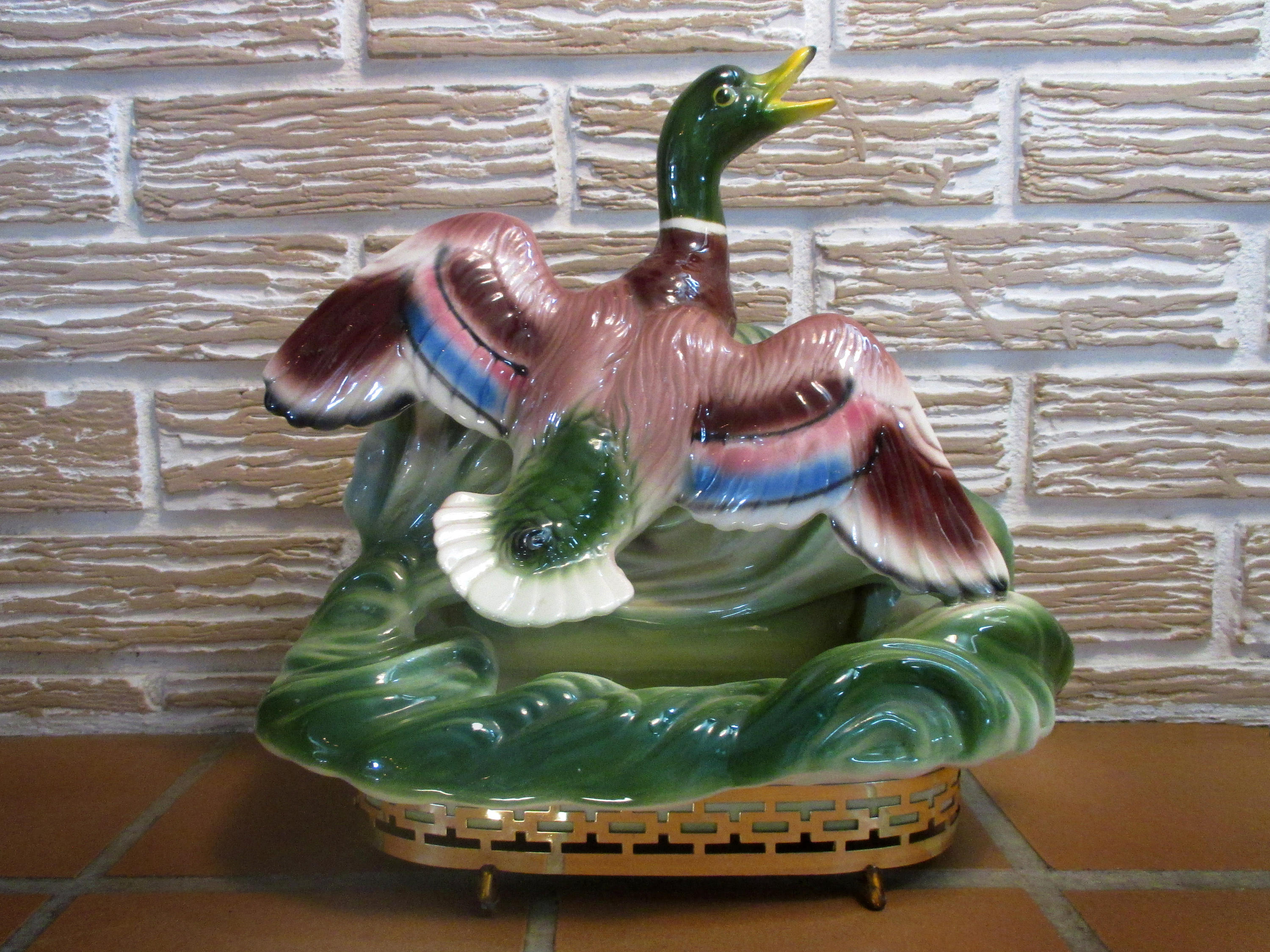 Duck 2024 tv lamp
