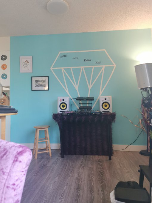 NEW DJ AREA #dj #live #bootyondex #femaledj https://t.co/QZS9Y91EbZ<a href="/tag/dj"class="tags">#dj</a><a href="/tag/live"class="tags">#live</a><a href="/tag/bootyondex"class="tags">#bootyondex</a><a href="/tag/femaledj"class="tags">#femaledj</a>