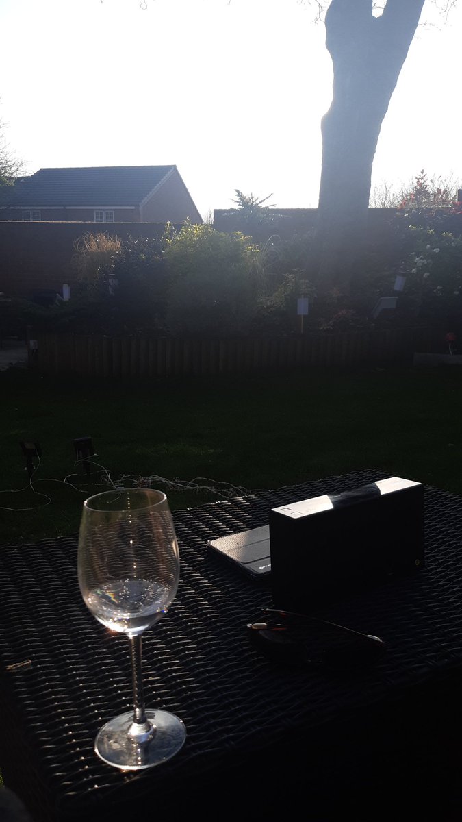 Loupen31's tweet photo. Think i need a top up https://t.co/VgKTdYrT7v