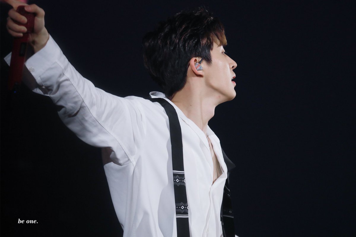 ° •   *    .   ☆    .°  . ° •*  Hanbin on-stage photos═══ •『 a thread 』• ═══