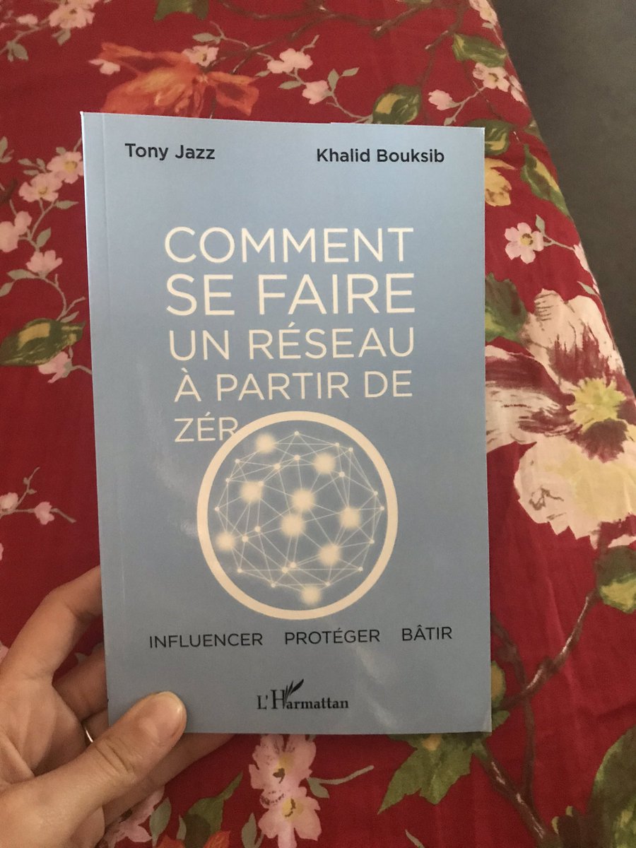 BenaliRachel's tweet photo. Enfiiiiiiiin reçu !! 🙏🏾 hâte de pouvoir être la pro de la démarche réseau grâce à @tonyjazzmusic intervenant lors de ma troisième année à l’EFAP. Je vais peut être reussir à developper mon réseau au @realmadrid ... @c_grandcoing petite dédicace, je cultive mes compétences 😉 https://t.co/ONOr1FXofL