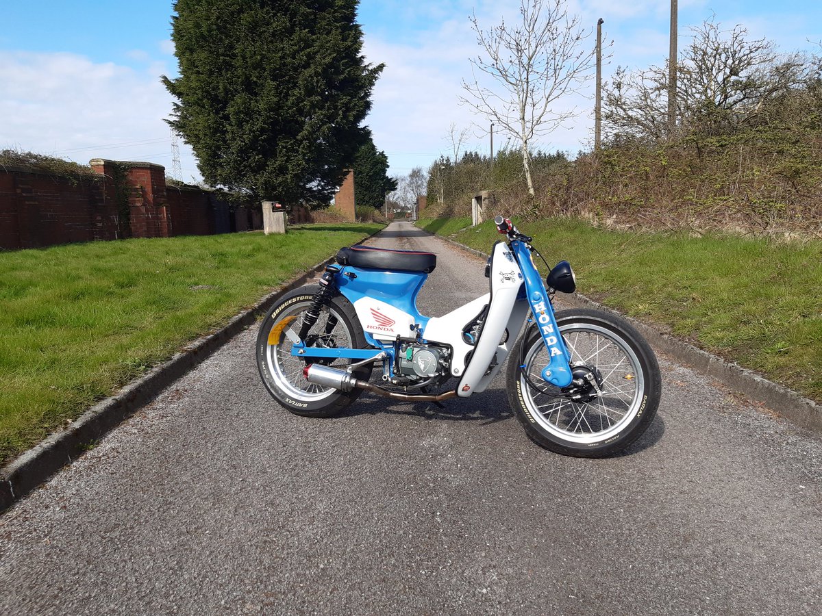 m27para's tweet photo. Today I did 15 miles of running the engine in. The only social contact was with the flies. #shitworks #HONDA https://t.co/EAnGoGS5tg