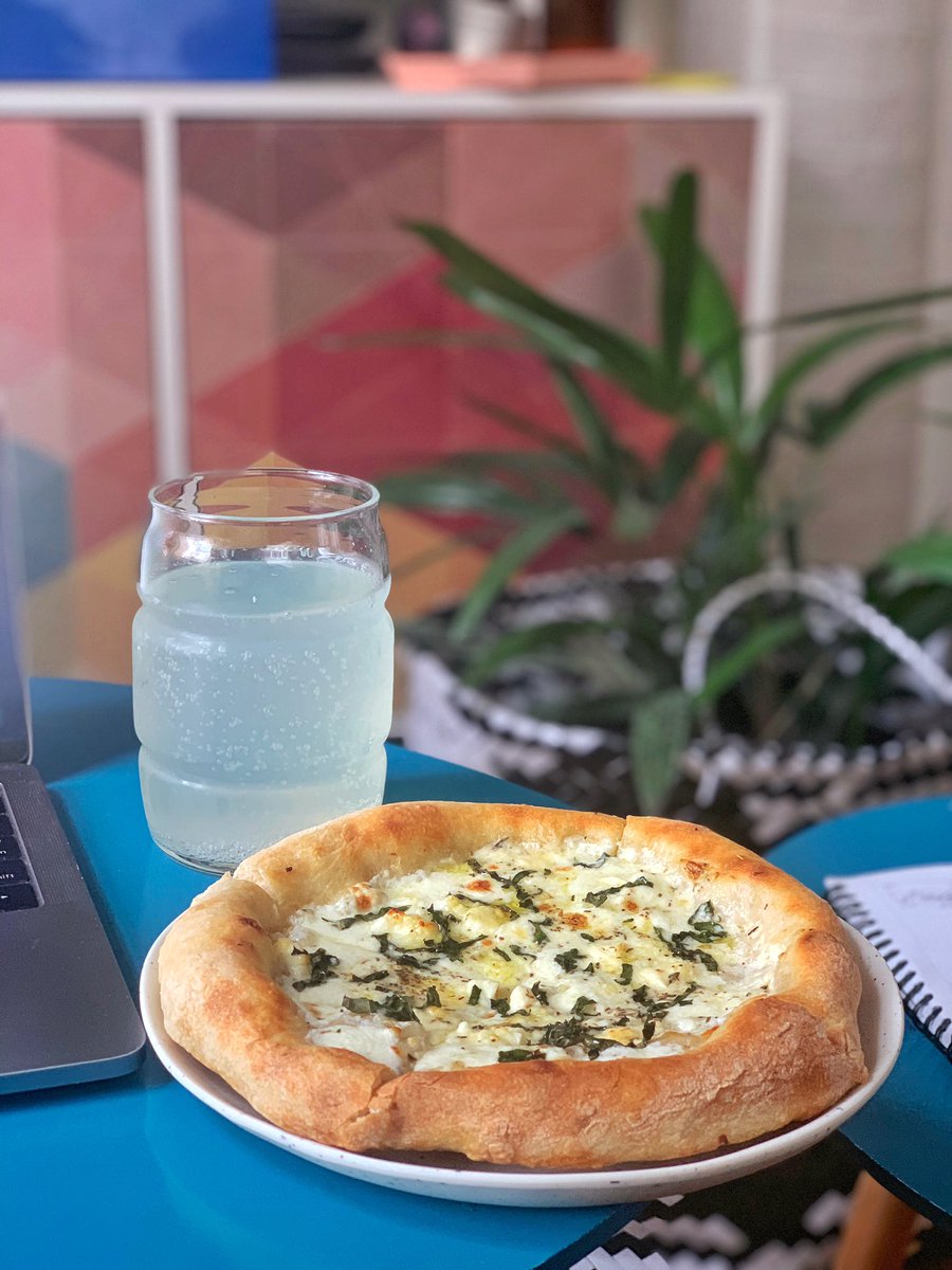 I should stop working thru lunch/start working from my actual desk instead of the couch and yet.....mozz, feta & basil white pizza, sparkling honey limeade  #humblebragdiet