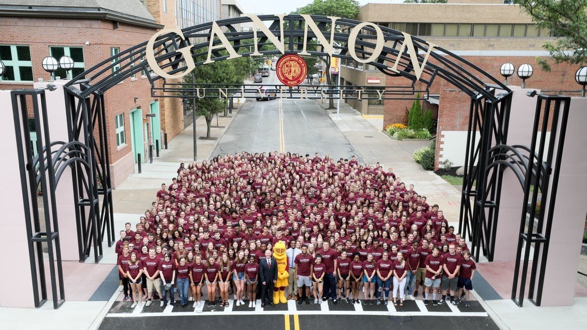 GannonU's tweet photo. Your first visit.
Celebrating #GannonGrad.
Orientations and #PreviewGU.
Trip, travel and Athletics send-offs.
So many memories begin under the Arch.
Join our celebration of this campus icon, share your memories with @gannonsga. #GannonFamily
๐ฒ https://t.co/lq6j8nhRk0 https://t.co/6rhTkXhWu3