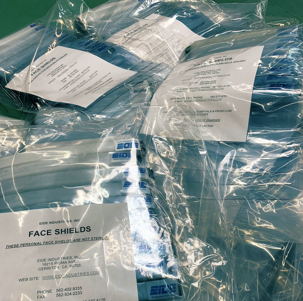 eideindustries's tweet photo. We are donating face shields to hospitals and front-line medical facilities. If you work for or know of a facility in need please reach out to us. #faceshields #manufacturing #PPE #COVID19 https://t.co/VQxWPfGh2m https://t.co/uBAseN3jXf