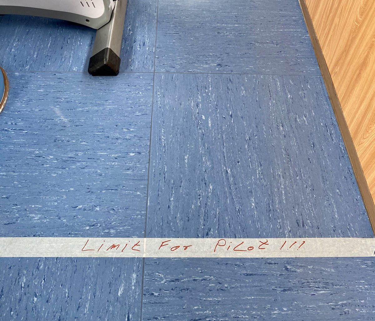 Mr. Pilot do not cross the line!!!👨🏼‍✈️  #pilotonboard #COVIDー19 #SafetyFirst