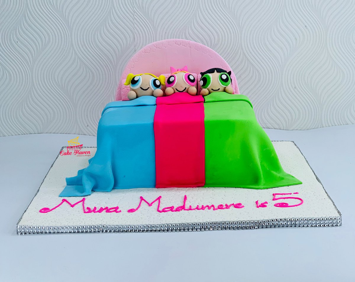 cakehavenphc's tweet photo. Wednesday evening signals end of half of the week and although it can be associated with being less motivated, wednesday evenings are times to refuel your Everyday Power and head full steam ahead towards the weekend. Smile, the week is almost overπ
#CakeHaven #LiveWithTacha https://t.co/ySWZ6g0MHM
