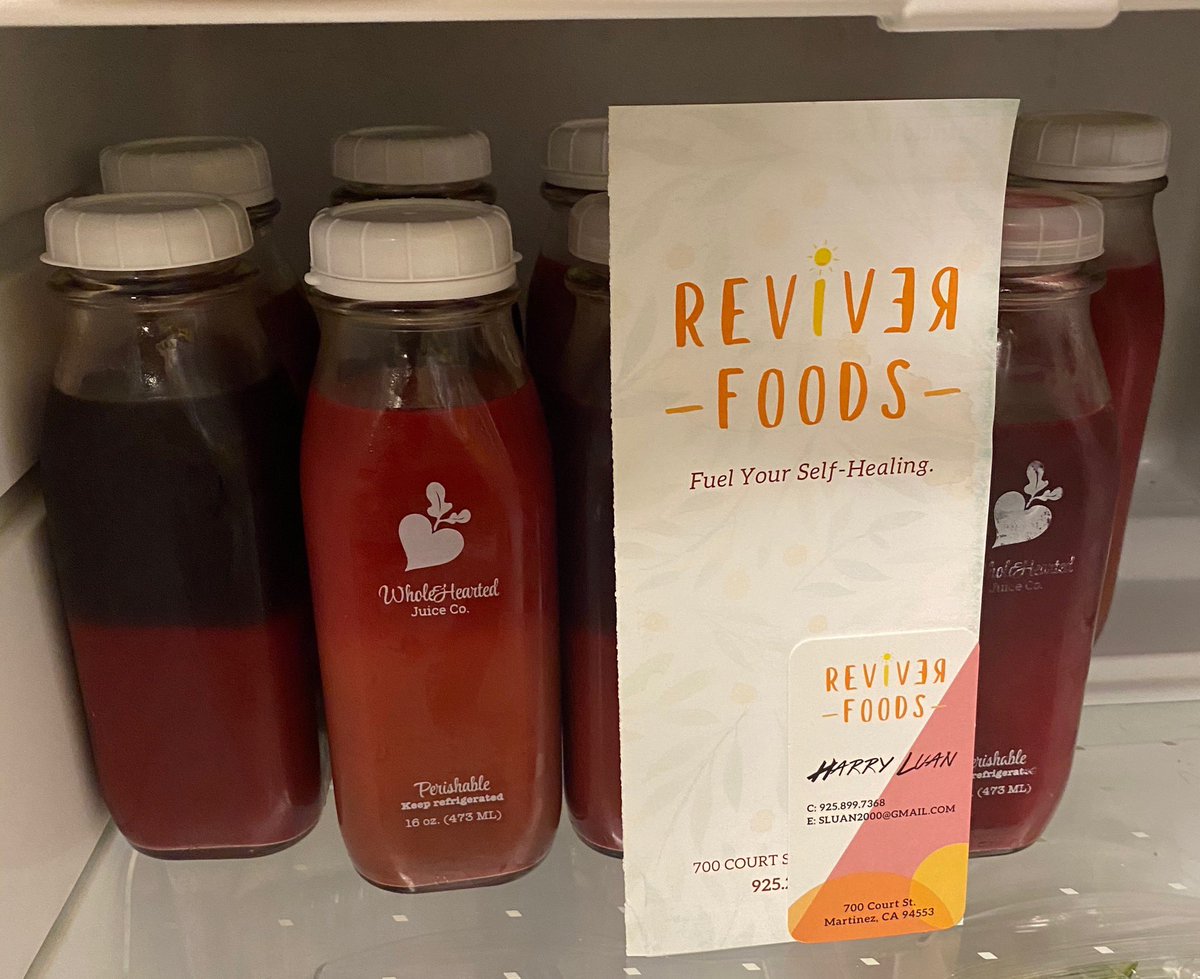MartinezPDinCA's tweet photo. Thank you to Reviver Foods and the generous citizen that set this up. They are providing tasty options for first responders to help keep their health at optimum levels. #InThisTogether #MartinezStrong https://t.co/wj4CTCAWqg