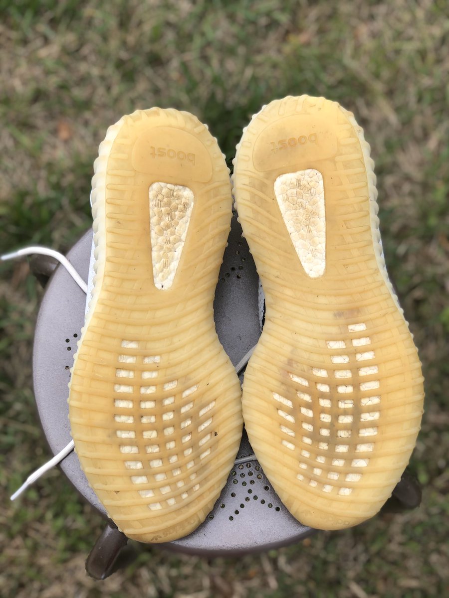TwionCustoms's tweet photo. Restored Zebra Yeezy 🦓🤍🖤🍽
#COVID19 #Charlotte #restoredyeezy https://t.co/AHUJuYOgxr