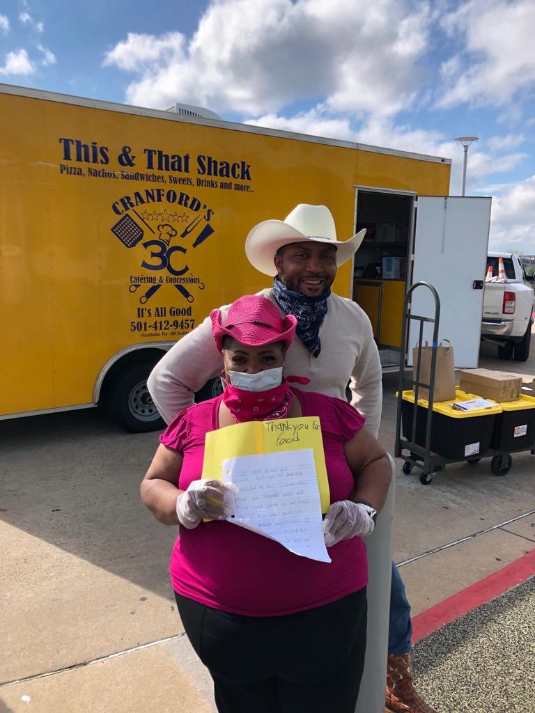 WCKitchen's tweet image. Meet Lee &amp;amp; Dana from Cranford Catering! They’re serving 750 meals each day in Little Rock &amp;amp; they received this note from a local family.

“In times like these, your beautiful smile &amp;amp; kind-hearted spirit lets me know that I as a single parent can make it through” #ChefsForAmerica