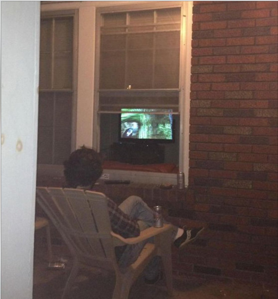Isa6ell3's tweet photo. Texas Tech - watching the movie your neighbor is watching through their window https://t.co/znwVN2lbVl