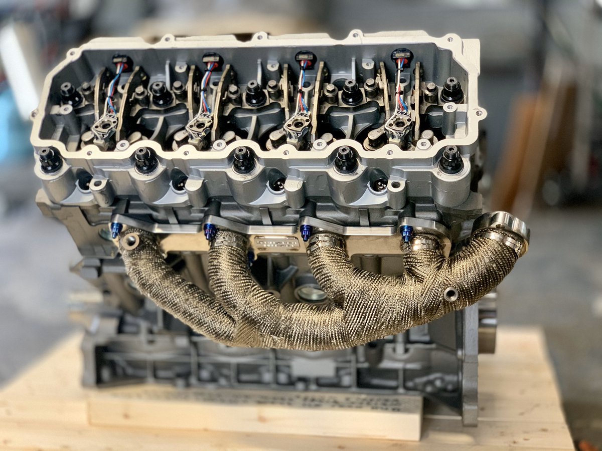 JNKENGINES's tweet photo. https://t.co/i0ujrbeWiq
Adding some “bling” to this stage II 6.0L Long block ⛓💨⚙🔧🏁 Call today if you have any questions at all!
#jkengines #powerstroke #superduty #diesel #ford #6oh #6ohh #sixoh #sixohh #rebuild #reman #jnk #longblock #shortblock #navistar #vt365 #vt390 https://t.co/ryJCqglo3o
