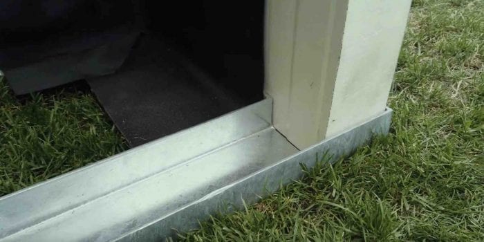 KoiQuestion's tweet image. Arjan Bremer over hun vijverbouw constructie met sandwichpanelen en gegalvaniseerd staal - bit.ly/2XiE3kX |ABkoi Marum, Arjan Bremer, sandwichpanelen, viojverbouw