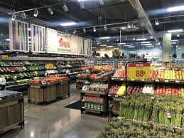 GRProperty's tweet photo. Continuing our Thanks and Praise, we want to say thank you to all of the grocery, convenience store, gas station, and restaurant employees still working to keep the shelves stocked, gas pumps flowing, and delivery and take out food. https://t.co/LSXIorODjw
