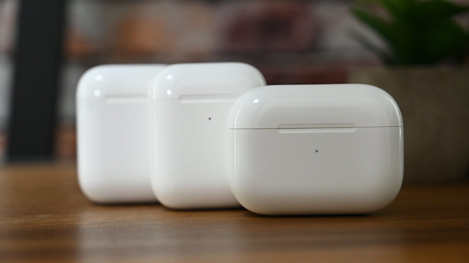 Hensigt sjæl Pind AppleInsider on Twitter: "#Apple is shipping replacement #AirPods with a  newer, unreleased firmware version which cannot be paired with the user's  remaining AirPod. https://t.co/PiPap9VDp0 https://t.co/plbVQSM5lN" / Twitter