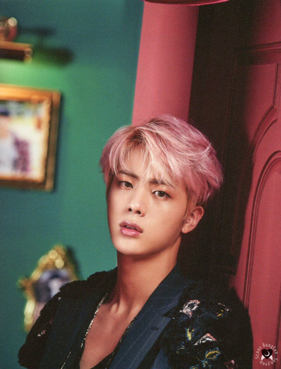 The pink moon, a breathtaking thread.
