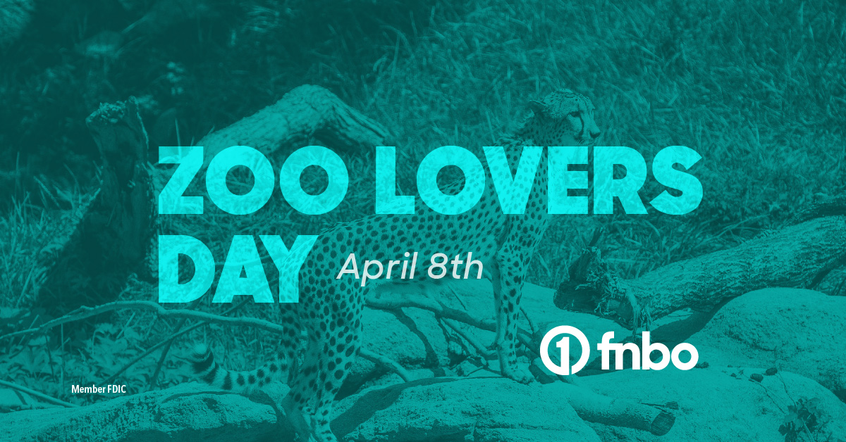 fnbo's tweet image. Zoos may be closed right now due to social distancing protocols, but that doesn't mean you can't still enjoy them virtually. Some zoos are live streaming animals exhibits while others are doing virtual field trips. Post your fave zoo pic in celebration of #ZooLoversDay! 🦍🦒