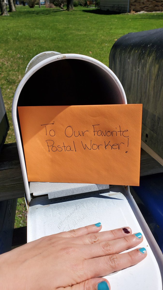 DRESGruwellJess's tweet photo. Filling our postal workers "bucket" to show kindness! How have you filled a bucket today? #howfullisyourbucket #bucketfiller https://t.co/Kv2KkJSvp6