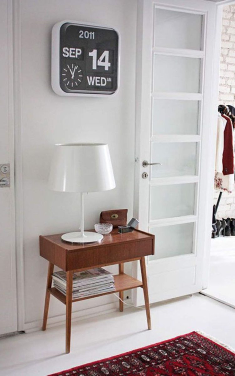 SparkAndGlass's tweet image. Clocks for the home
Random Inspiration 204 - UltraLinx

#clocks #wallclocks #wallclockcustom #wallclockdesign #homedecor #interiordesign #interiorinspo #designideas #sparkandglass
bit.ly/3aDxbma