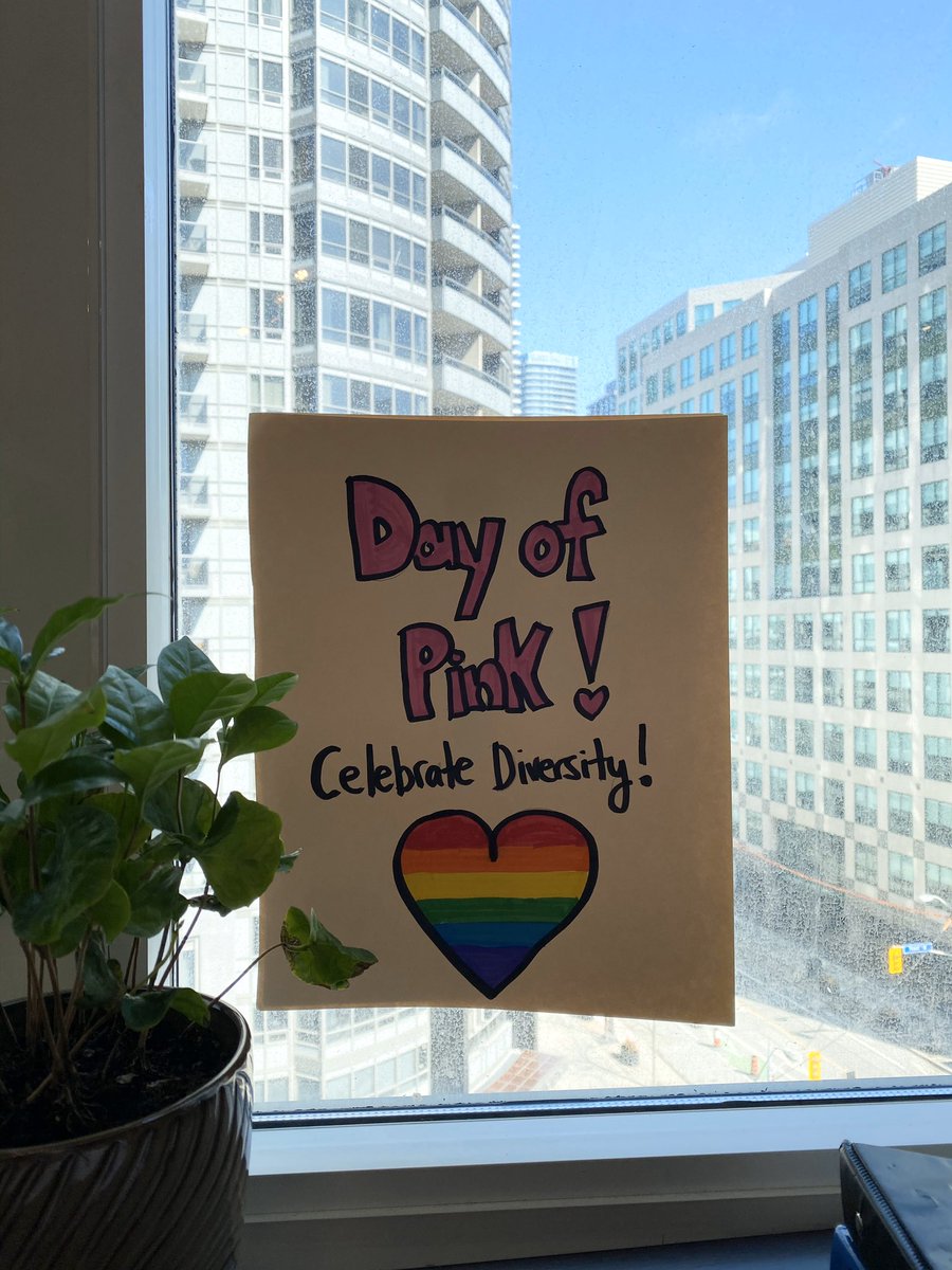 #DayofPink from my house in the sky. Today and everyday we stand against homophobia, transphobia, biphobia and discrimination against the 2SLGBTQIA+ community 🌈 <a href="/AllanAMartinPS/">Allan A. Martin</a>