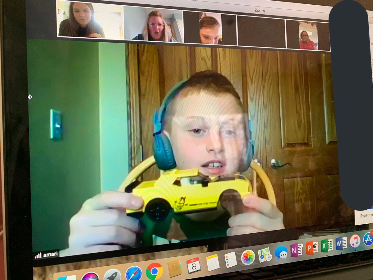 anniemac726's tweet photo. Got to see a tons of my students today on zoom and I was so thankful. I miss these kids. #ilovemy3rdgraders #icantwaittoseethemagain #gespride https://t.co/ZpJdc4XhOz