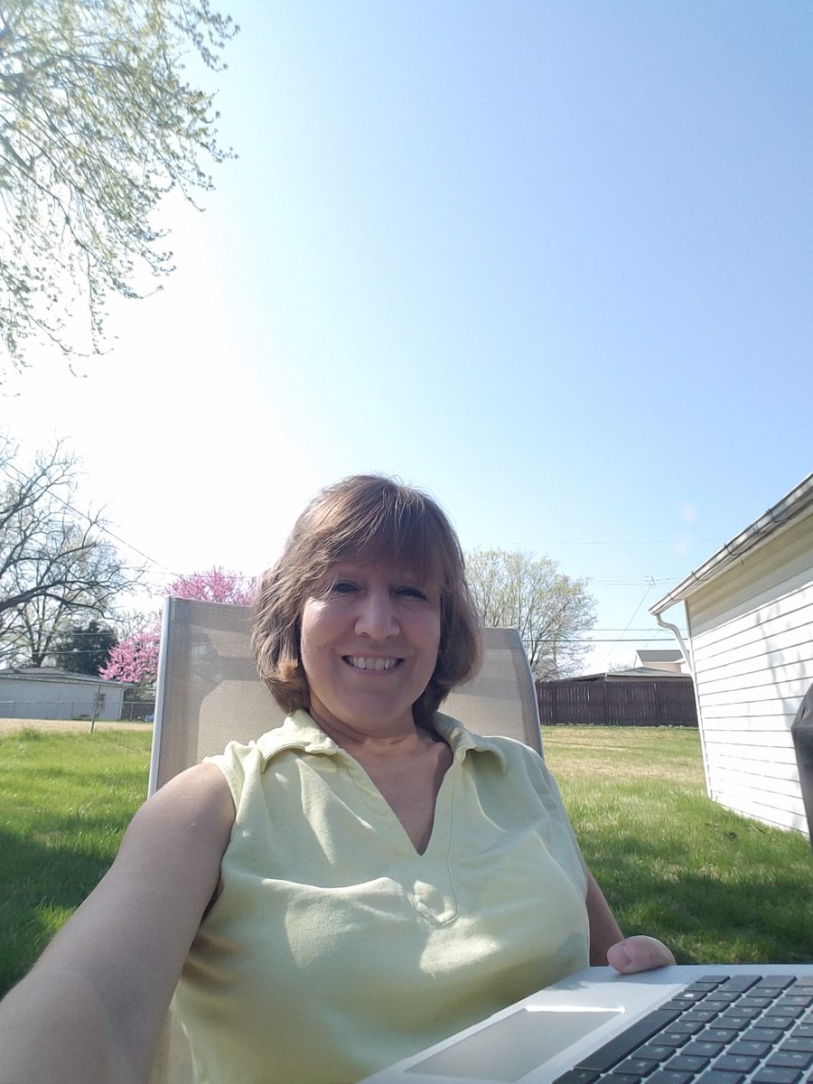 StMarysDragons's tweet image. Between classes &amp;amp; work projects, faculty &amp;amp; staff are finding ways to feel normal. (L-R): Mr. Schnorbus prepares to go to Dierberg's, Mr. Divis takes Ollie out for a drive, and Mrs. Ranciglio enjoys the positive aspects of working at home! #Chores #FeelingNormal #OurdoorClassroom