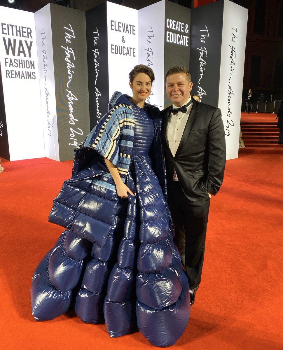 BUSAPAR3's tweet photo. It will be a long time until I will be walking a red carpet again! #stayhome tonight’s viewing #divergent 🎥 🍿 #Allegiant wearing #monclear #shailenewoodley @shailenewoodley she is amazing https://t.co/V4ezm00ee9