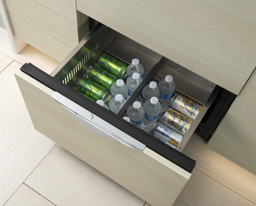 WellbornCabinet's tweet image. A6 - In our #KBIS2020 booth showcased a master luxe suite which had a concealed fridge and countertop oven, allowing for quick breakfasts to be prepared while starting your morning routine. #kbtribechat