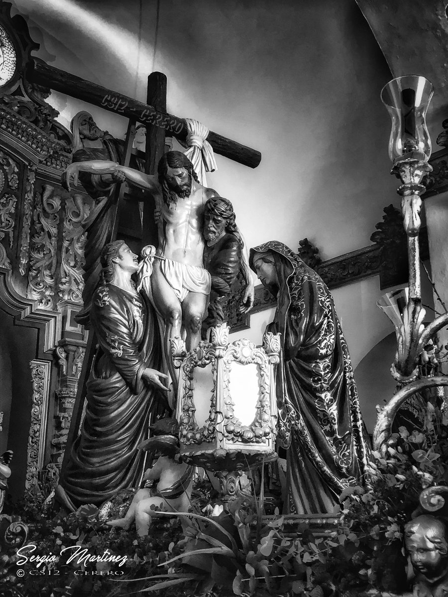 Mis Miércoles Santo... de Descendimiento <a href="/HdadDescendBjoz/">Descendimiento Badajoz</a> 

#CS12cerer2020 #Volveráelcolor #MiSemanaSanta  
#SSantaBadajoz20 
#SSanta20   #mimiércolessanto #MiércolesSanto #SemanaSantaEnCasa
#CofradiasBadajoz