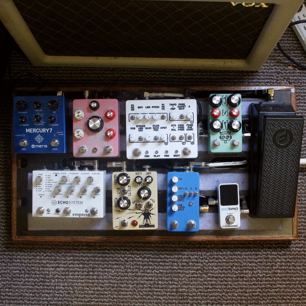 Just redid my pedalboard! Let me know what you think and shoutout to Montreal Assembly, <a href="/empress_effects/">Empress Effects</a> and <a href="/meris_us/">Meris</a> for making awesome pedals.

#guitarpedals #guitar #pedals #pedalboard #effects   #ambient #lofi #looping #hungryrobot