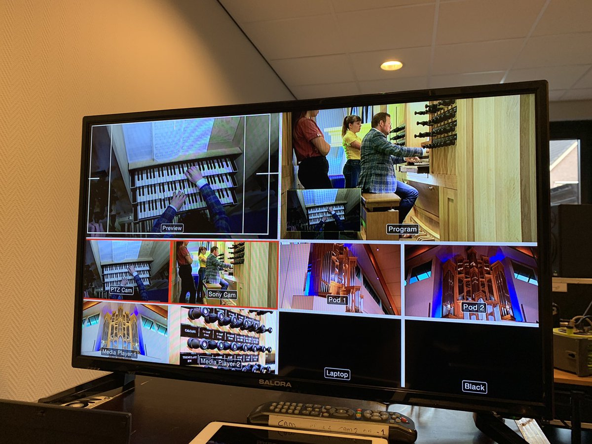 Urker musici moet je koesteren. Daarom werken we mee met onze camera’s en streaming apparatuur. aan de streaming concerten. Doneren kan hier. tikkie.me/pay/d6qu72faj0….