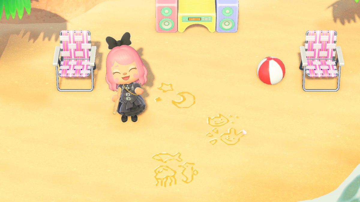 LittleRabbita's tweet image. We like to draw in the sand on Rabbit Island #ACNH #ACNHpattern #ACNHdesign