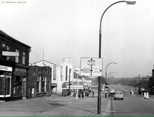 AvroFC's tweet photo. All roads lead to the @VestacareUK Stadium ! We are a 10 minute car ride from Victoria avenue corner, making us within easy reach for anyone in #Blackley #HigherBlackley #Damhead #Middleton looking for quality @AffordableFooty for the family when the football returns https://t.co/YrYSrhRGw7