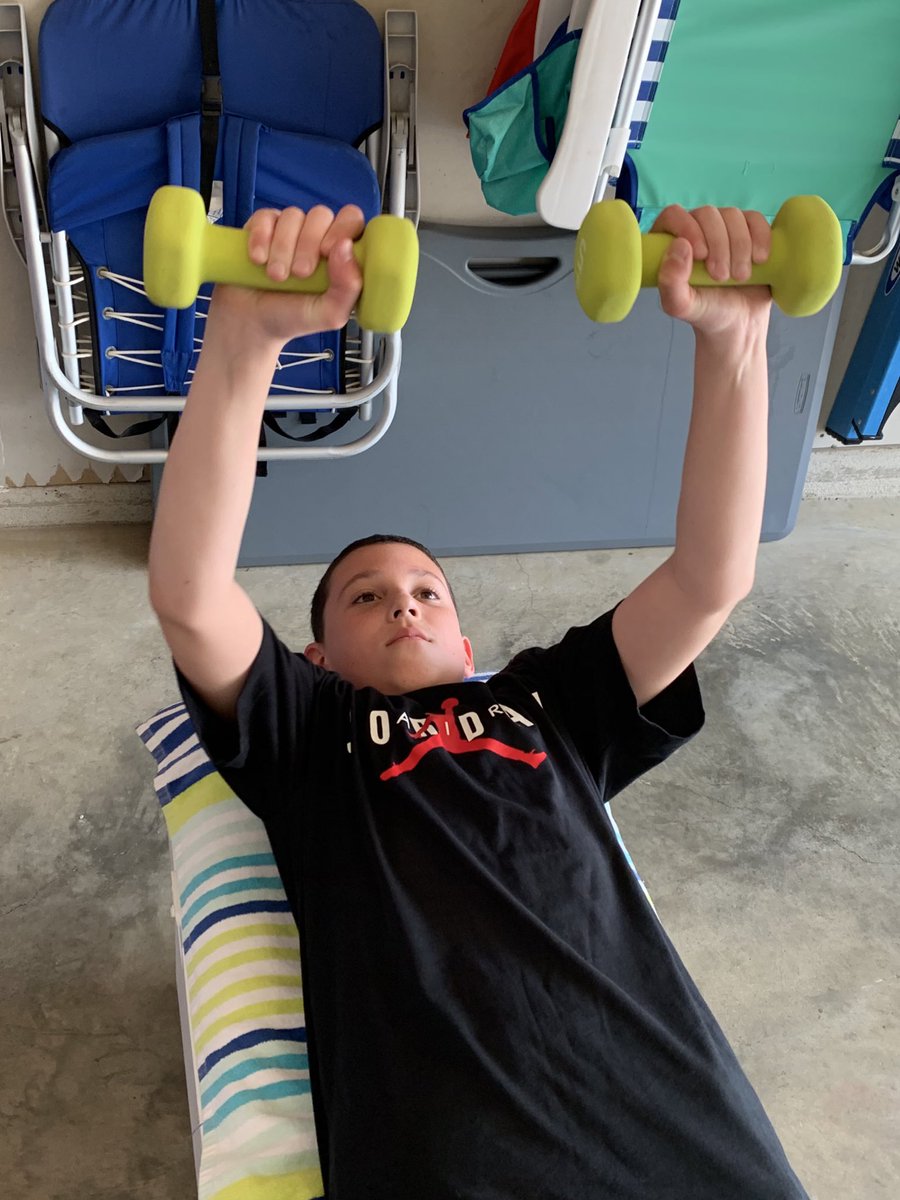 CaptnDad8's tweet photo. Todays most important class everyday activity...PE and you don’t need a computer!!! @pgcpspe #Circuttraining #HealthyMind #HealthyBody #FamilyMovesTogether #Fitness https://t.co/f9MRUovpw6