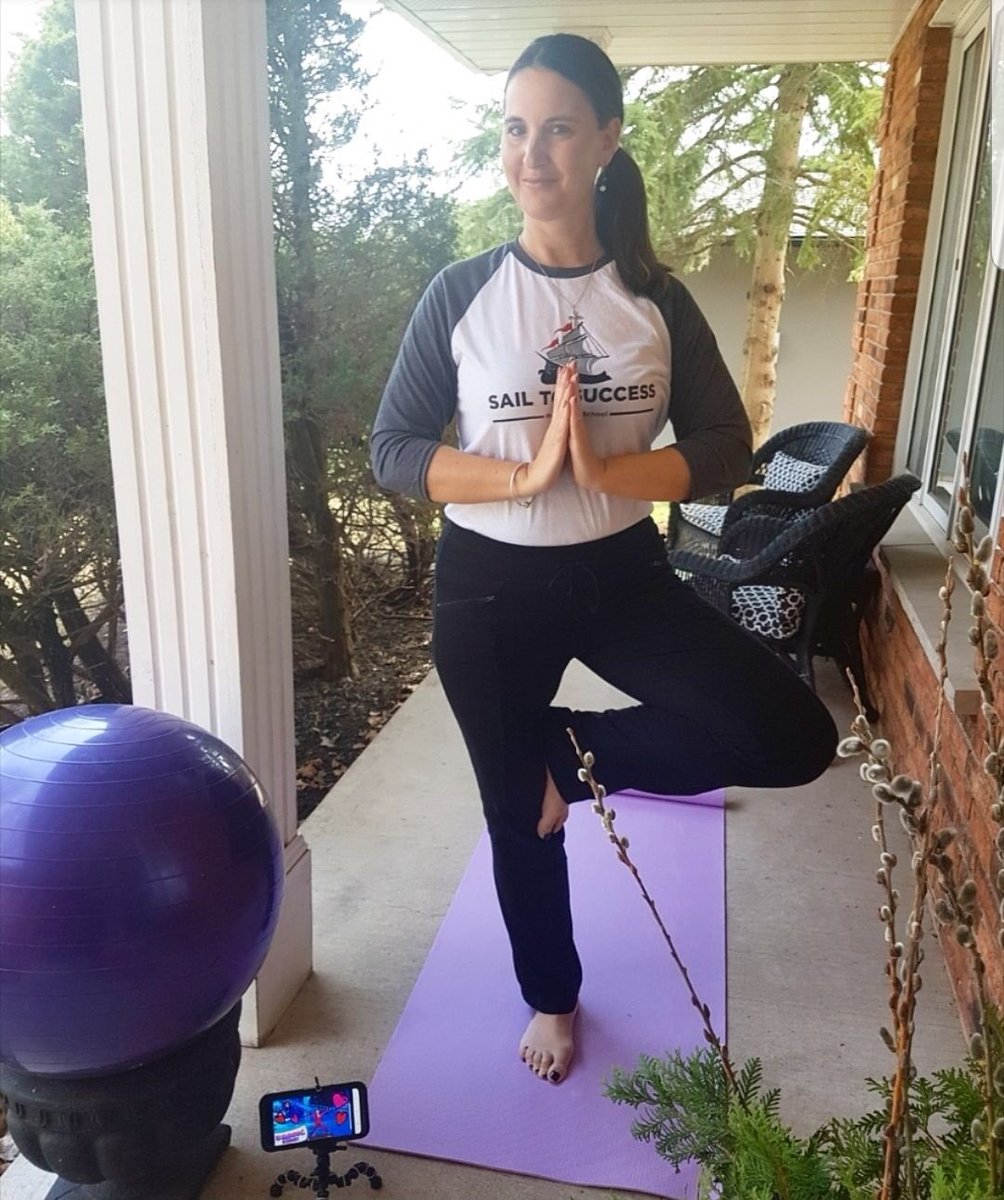 ross_dsbn's tweet photo. Love seeing Mrs. L doing her cosmic yoga on this beautiful day! @ross_dsbn #sailtosuccess #rossvirtualspirit https://t.co/7v92tm67o1