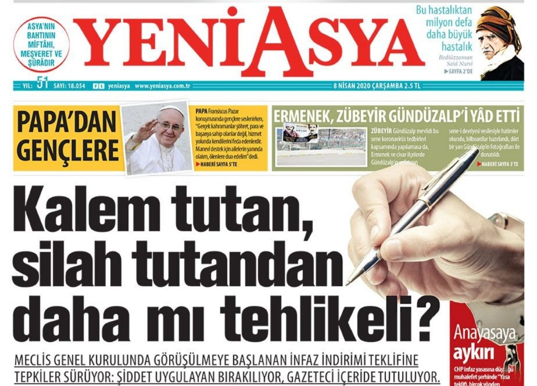 hanimefendicim6's tweet photo. Teşekkürler Yeni Asya🙏

🕯Kalem tutan

🕯Mesleğini hakkıyla yerine getiren

🕯İnsanları egitmekten başka hiçbir derdi olmayan

Bu güzel insanlar;

❗Başkasının yaşam hakkını gasp eden eli silahlı birinden DAHA MI TEHLİKELİ?
@abdulhamitgul @dbdevletbahceli 

Adaletsizİnfaza Hayır https://t.co/yBpn9Jufb2