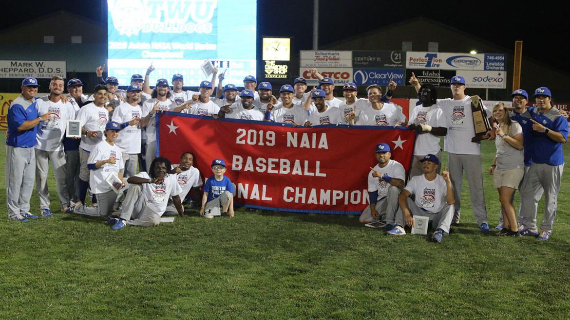 Blessed to say I’ll be continuing my basebal career for the next two years at Tennessee Wesleyan University. Big thanks to <a href="/CSCC_BSB/">Cleveland State ⚾️</a> for getting me this far and believing in me through this whole process.
