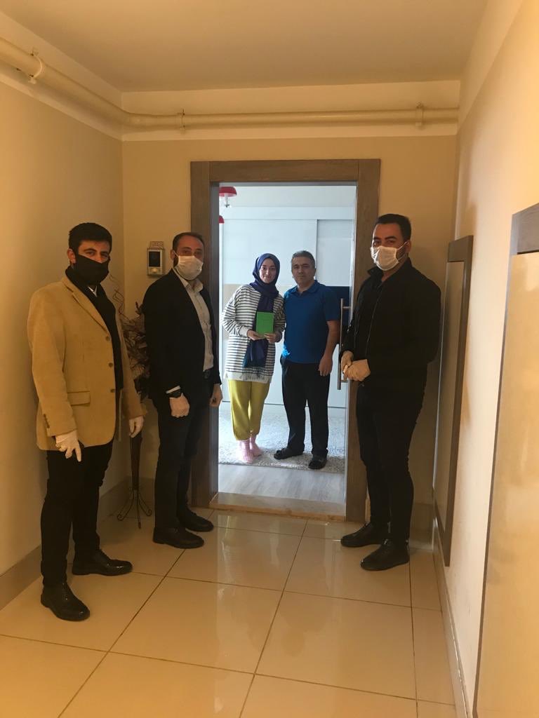 SefaozerS's tweet photo. Gençler kitaplığınıza yeni kitaplar eklemek için yer açın.🖐🏻

@akgencetimesgut’un başlattığı #KitapSeferberliği hareketi ile 20 yaş ve altı genç kardeşlerimize kitap hediyesinde bulunduk. 📚 

@burakyildiz06 https://t.co/n5J7lHDHn9