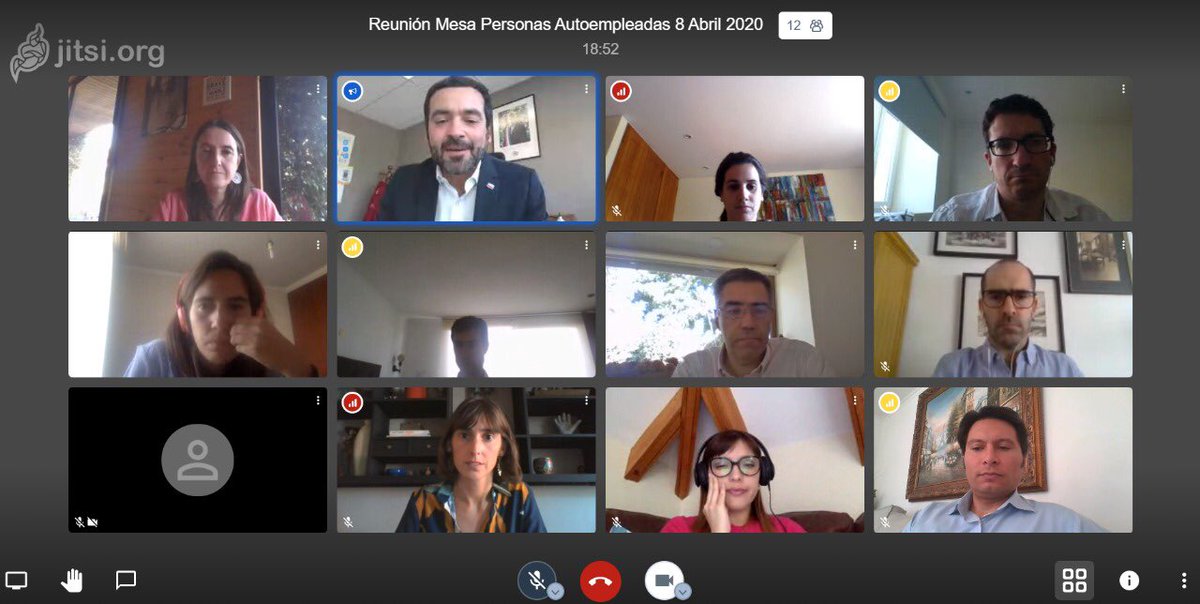 Hoy, el Director Nacional <a href="/fbettancourt/">Felipe Bettancourt</a> se reunió con representantes del <a href="/MinDesarrollo/">Ministerio de Desarrollo Social y Familia</a>, <a href="/BancoEstado/">BancoEstado</a>, <a href="/FondoEsperanza/">Fondo Esperanza</a>, <a href="/banigualdad/">FundaciónBanIgualdad</a>, <a href="/empleahc/">Fundación Emplea HC</a>, <a href="/balloonlatam/">Balloon Latam</a> y <a href="/Emprediem/">Emprediem</a> para hacer un diagnóstico y apoyar a los trabajadores y emprendedores autoempleados