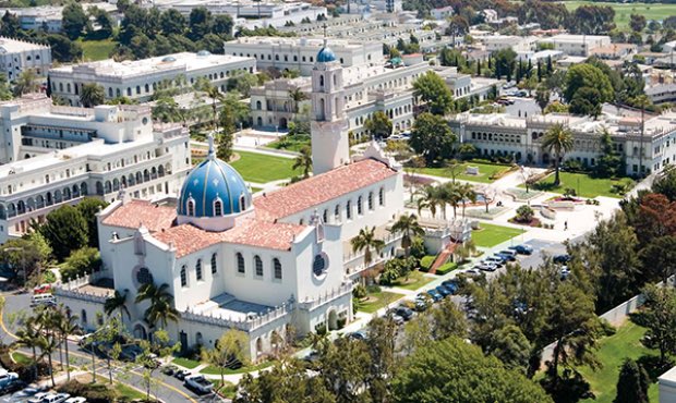 GhioProf's tweet image. Well done. Vanessa and Bryce nailed it. Critical folk see it as “sneaky” control. “The Man” is controlling you and you don’t even know it! Most people see it as good tho. How does USD create/stimulate/encourage organizational ID?