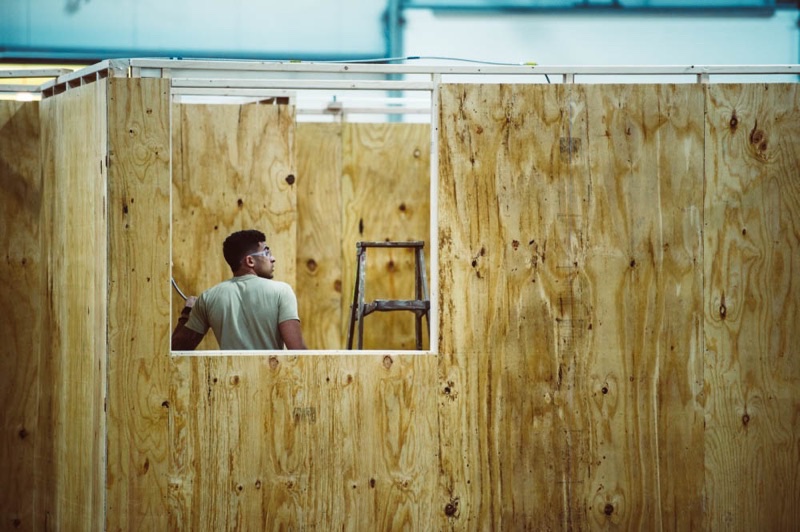 SelectDesignLtd's tweet image. An immense amount of gratitude and respect for our friends at @VTNationalGuard and @158FighterWing. Roughly 150 soldiers and airmen have constructed a 400 bed medical surge facility at @cv_expo to help alleviate future potential patient overflow due to COVID-19.