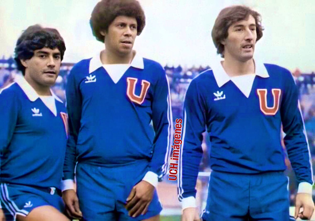 U. de Chile imágenes on Twitter: "Hector “Chico” Hoffens, Liminha y Miguel Ángel Gamboa. Año 1982. 🤘🏼🔵🔴 #udechile #uchimagenes #universidaddechile #hoffens #liminha #gamboa #vamoslau #romanticoviajero https://t.co/fNDB4xODoA" / Twitter