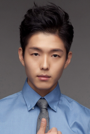 My_Drama_List's tweet photo. #HaJoon cast in the upcoming #KDrama #TheyWereThere. A #mystery #thriller drama set in the background of a town of souls in Korea. Add #그들이있었다 on your list!
https://t.co/6eSaFWJFkN https://t.co/vmL02ALg3h