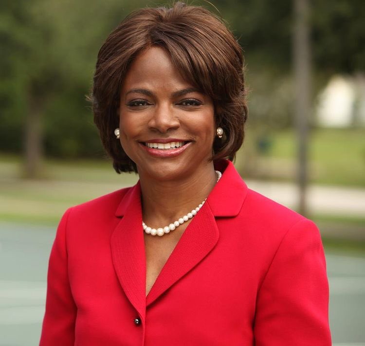 Rep.  #ValDemings was a House Manager in the House Impeachment hearings. Former Chief of Police in Orlando, FL., her website gives info for nonprofit/business owners on how to access the new Paycheck Protection Program during  #COVID19.  #BlackWomenLead 6/10