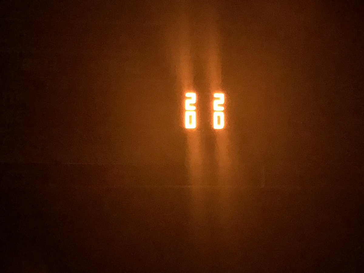 Reavisc's tweet photo. Lights coming on in about 12 minutes to honor our 2020 seniors. https://t.co/sdRJ8hLFjR