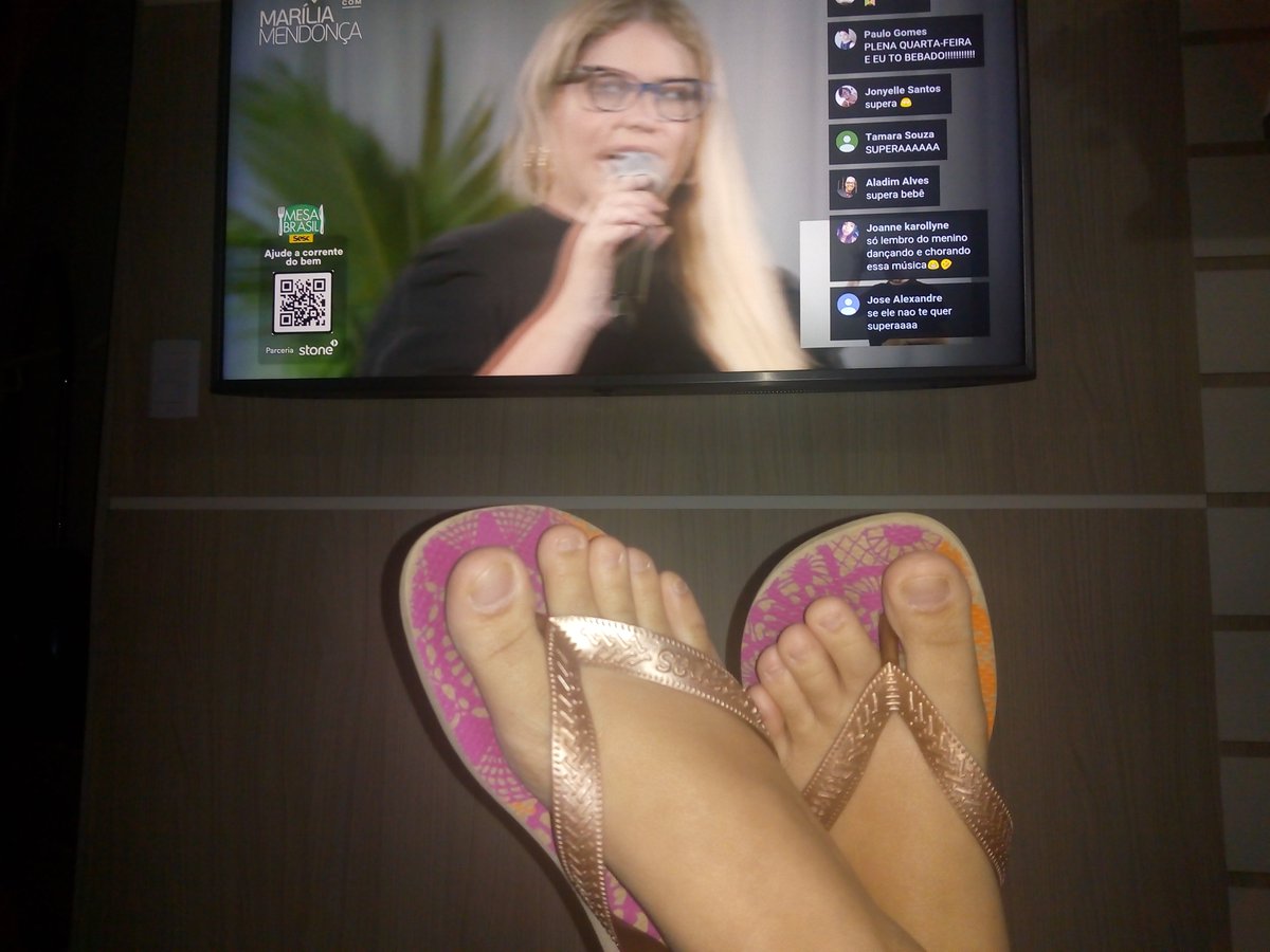 carol_tancredo's tweet photo. E eu tô como?? #superaaaa Marília meu amor!!😍 @MariliaMReal https://t.co/vbKFXocryM
