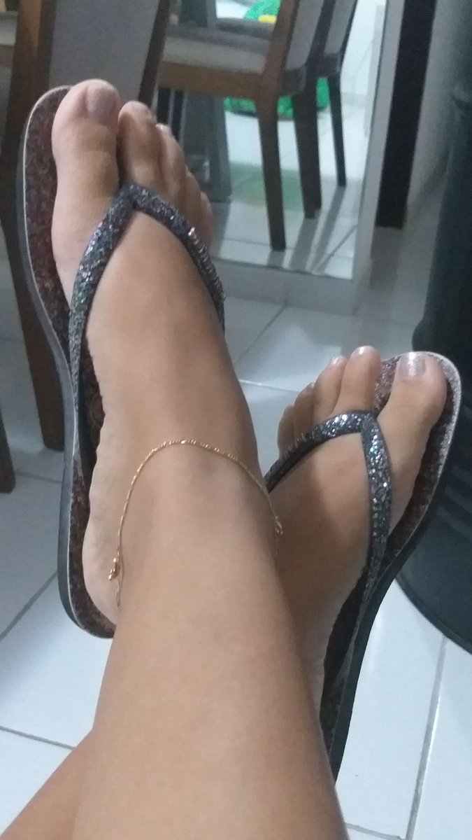 Anny_Marinho's tweet photo. @MariliaMReal #Havainas https://t.co/vb805cTjvu