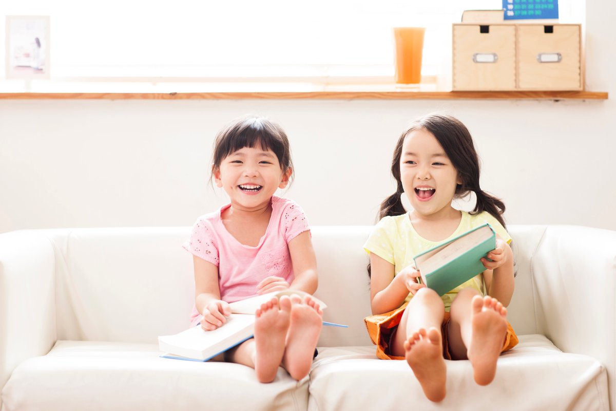 Molegtwit's tweet image. [#법제처 #알기쉬운입법예고 🧐]
#영유아보육법 시행규칙 일부개정령(안) 입법예고
#어린이집 #보육 의 우선제공 대상 범위 확대, 어린이집 내 유휴공간 활용, #급식 운영기준 보완 등 일부 시행규칙 개정

자세히보기 👉 bit.ly/37g3ODZ